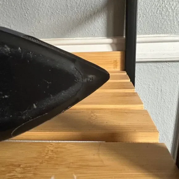 AUTHENTIC FENDI COLIBRI' MESH & LEATHER POINTED TOE FLATS SIZE 39 (8.5) - Picture 10 of 15